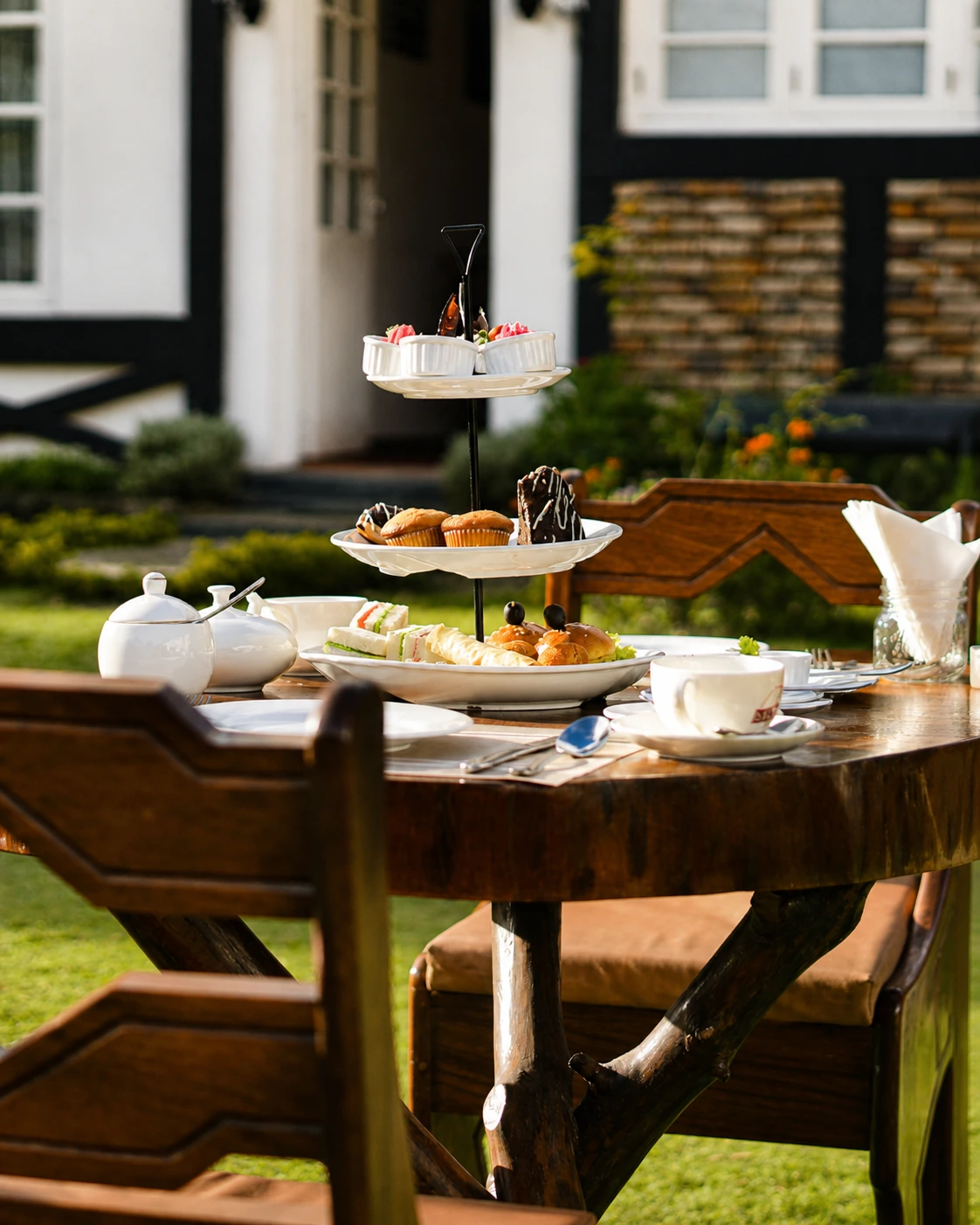 High Tea on the Lawn at Hotel Glendower
